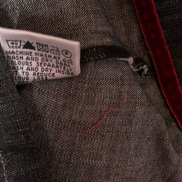 Boden Denim Shirt Dress in Black Wash Red Velvet Trim Half Button Front 8R - Picture 13 of 13